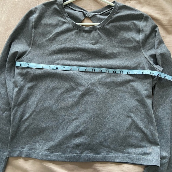 LULULEMON Long Sleeve Open Back Tee - Picture 5 of 10
